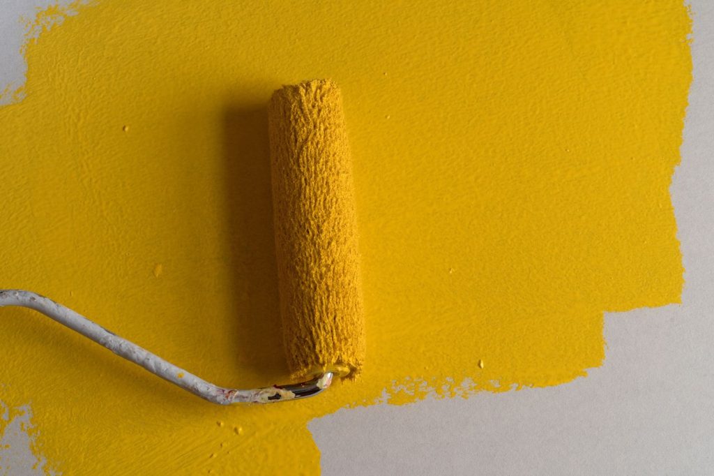 How Long Should You Wait Between Coats of Paint?